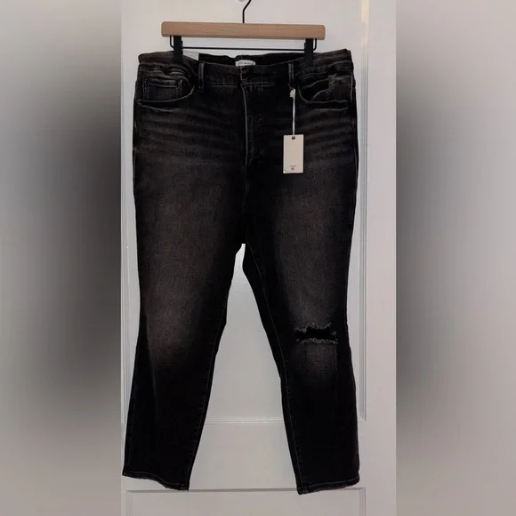 ✨NWT Good American Good Waist Crop Distress Knee - Picture 3 of 11